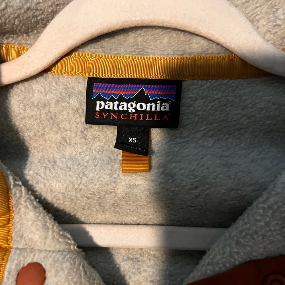 Patagonia Pullover - image 3